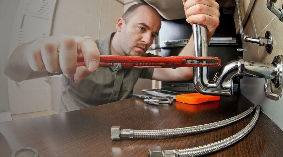 Professional clogged toilet repair in Pottersville, MO